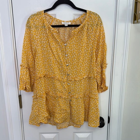 beachlunchlounge Tops - beachlunchlounge golden yellow 3/4 sleeve tiered blouse